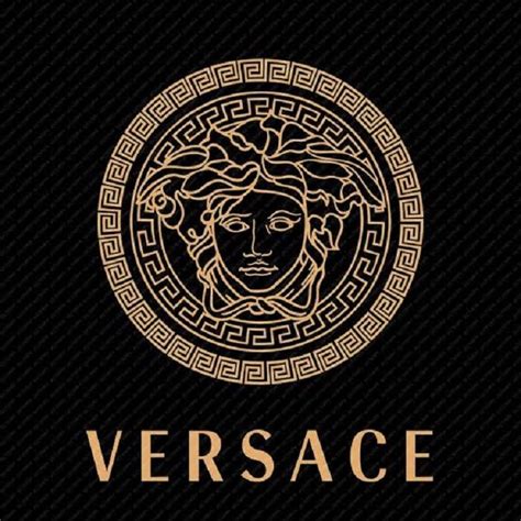 versace logo medusa meaning.